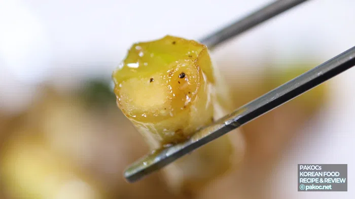 Tips for stir-frying green onions and garlic