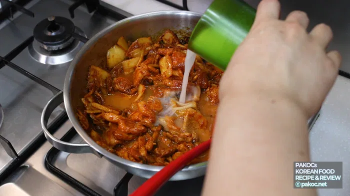 돼지고기 김치찌개 제육볶음 주물럭 비교