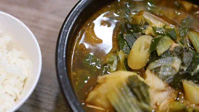 ポテトシチューのスープの味付けと味の調整