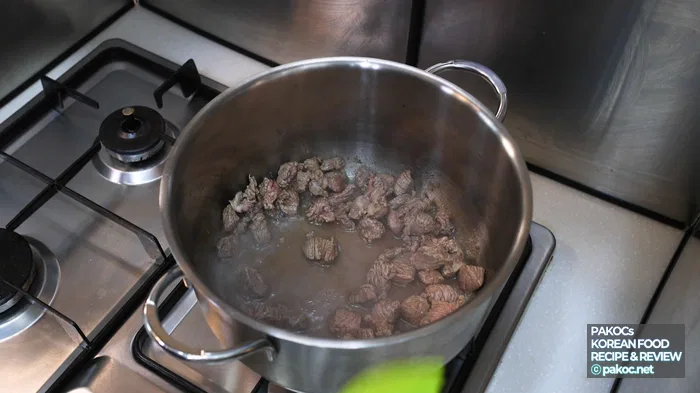 소고기 핏물 빼기 과정