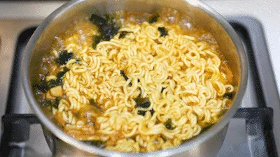 Nongshim Shrimp Tangmyeon Review Material