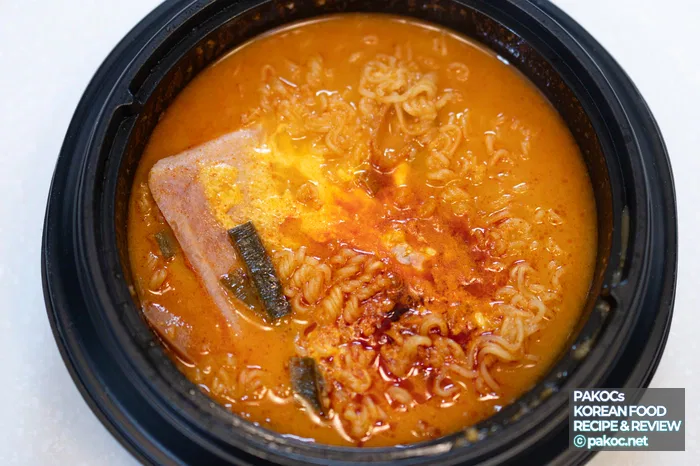 Foto de delicioso jjigae de queso