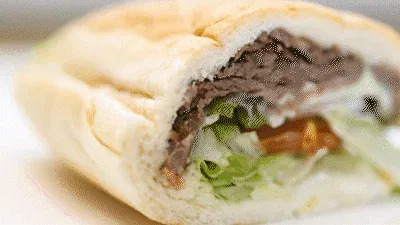 Experiencia de sándwich de carne delicioso