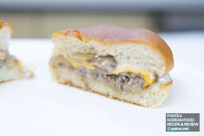 치즈 슬라이스 특징 이미지