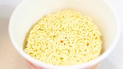 편의점 햄버거 소스 조화