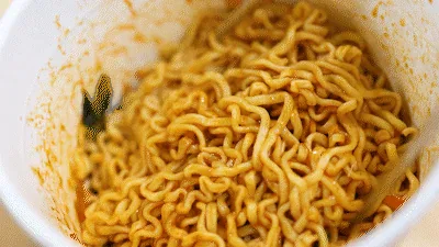 오징어 얼라이브 컵라면 리뷰