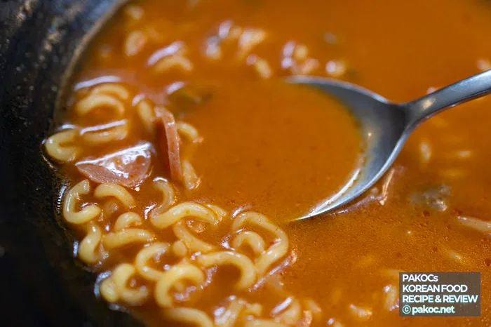 Nuevo ramen de budae jjigae de Harim