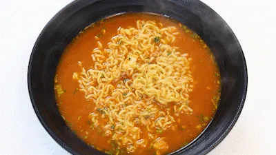 국물 색 비교 사진