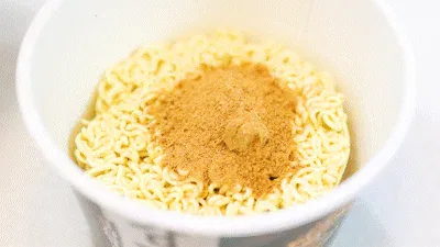 감자탕 컵라면 나트륨 정보