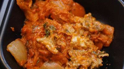 Explicación del proceso de preparación del kimchi-jjigae