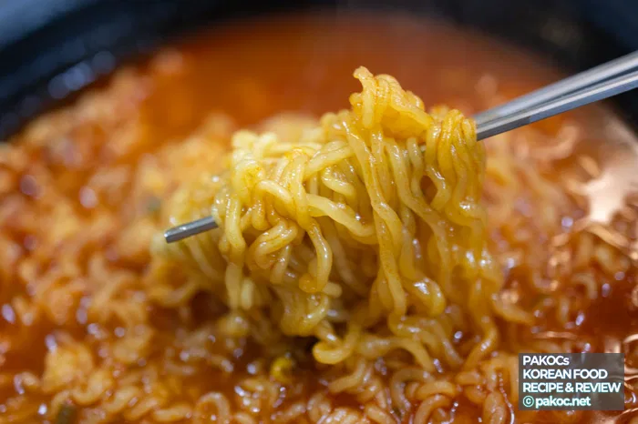 Introducción a la composición de la salsa de kimchi jjigae