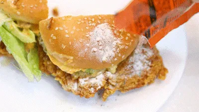 Compartir impresiones de la degustación de la hamburguesa