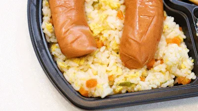 多彩なおかず構成 コンビニ弁当