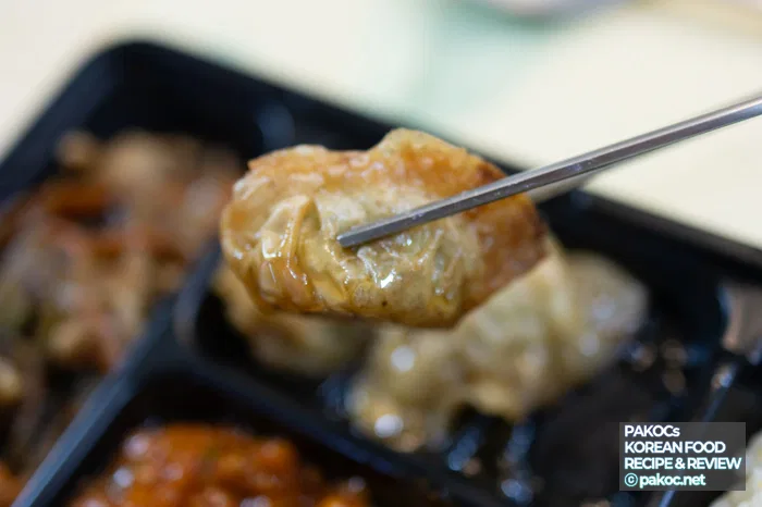 Publicación de reseña de comida china de tienda de conveniencia