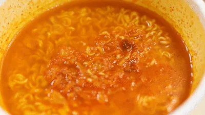 김치찌개 컵라면 맛 비교 분석