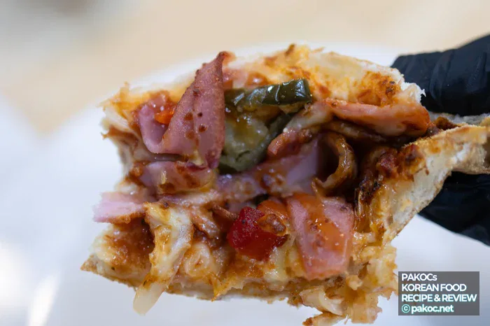 Pizza picante con jalapeño