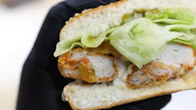 매운맛 부드러운 조화 버거