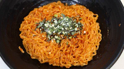 パルド ビビン麺のプレミアム価格情報