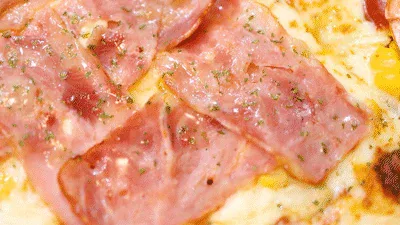 圧倒的ベーコンレベルの特徴