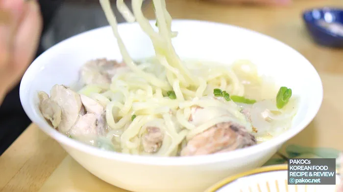 Cooking process: stir-frying the chicken