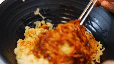 麺のでんぷん配合による差別化