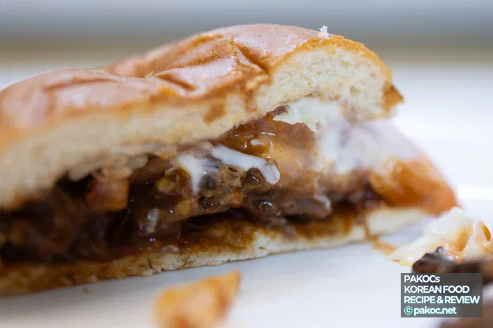 Premium-looking burger presentation