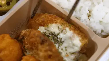Experiencia de lonchera con ambiente de viaje a Japon