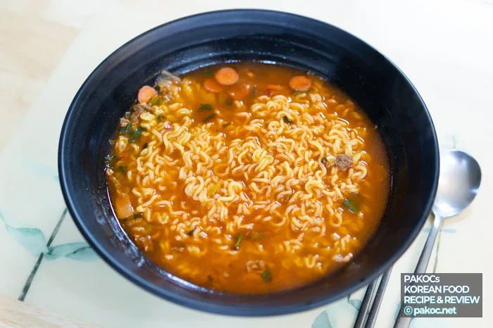 韓国式プレミアムラーメンの画像