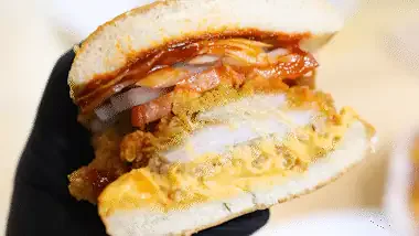 ソース中心のバーガーレビュー