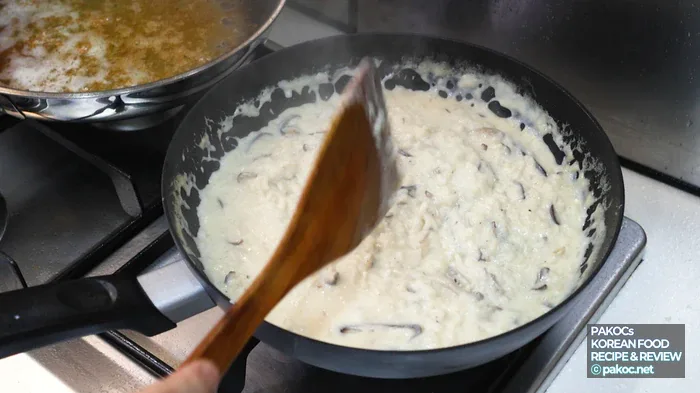 きのこクリームソースの作り方